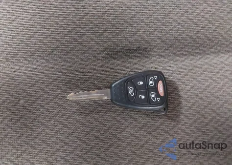 2007 Dodge Grand Caravan Sxt из США, поврежденный, VIN 2D4GP44L17R261033